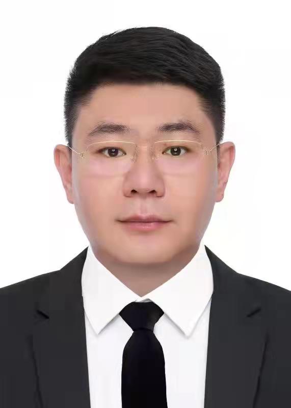 现任辽宁省锦州市公安局党委委员,副局长,三级高级警长兼任凌海市副