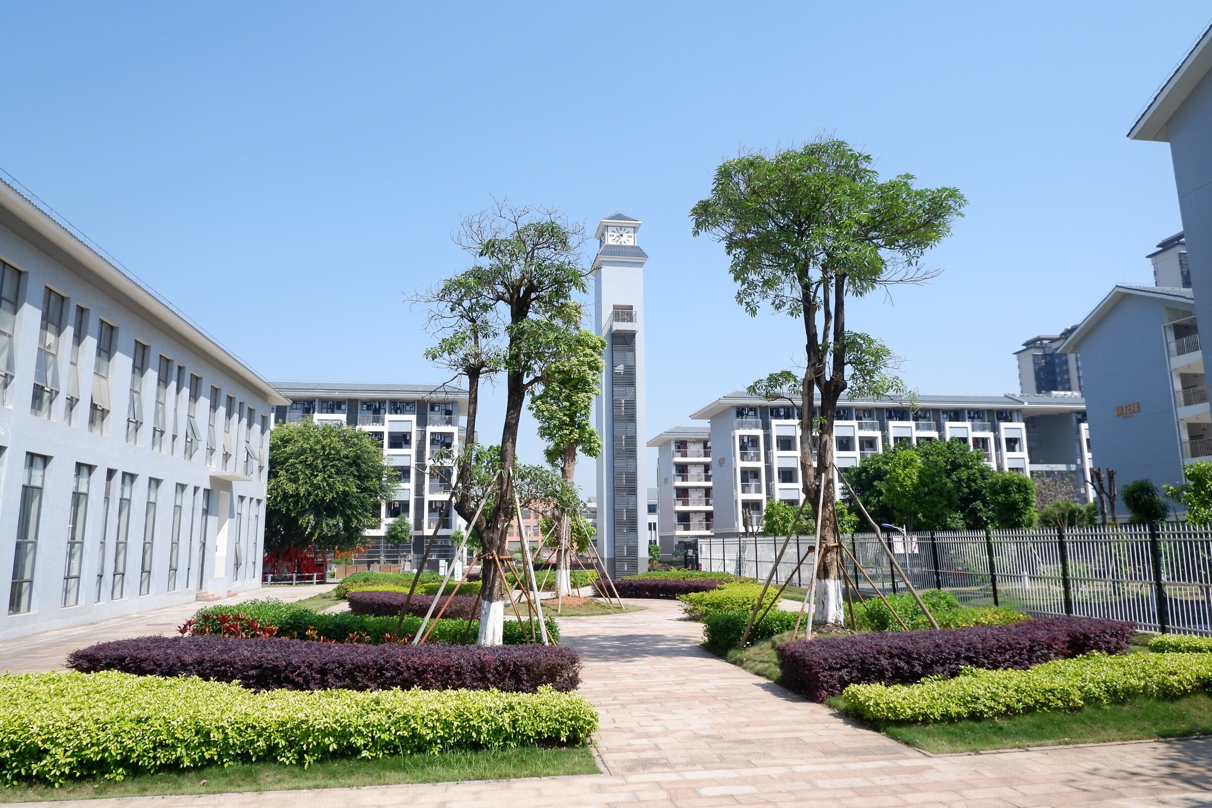 南宁市第四中学