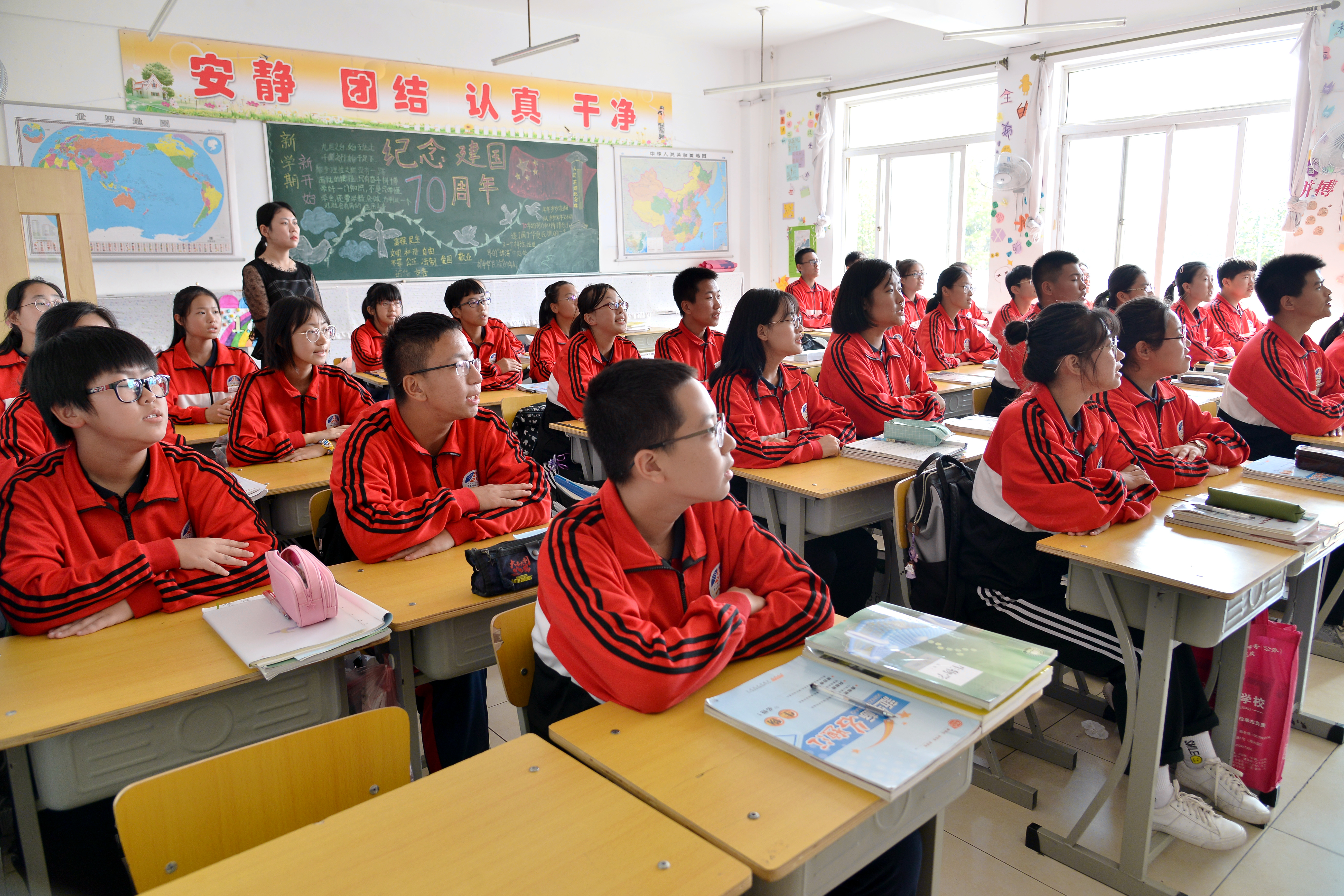  p>大连金桥高级中学始建于2003年,是经大连市 a href="#" data-lemma