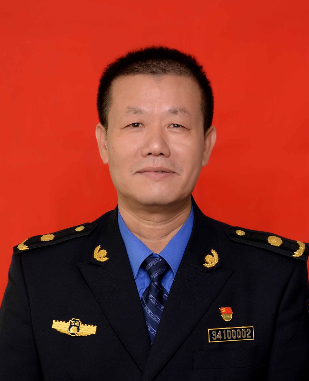  p>徐选谊,男,汉族,中共党员,安徽庐江人,1963年6月出生,1984年7月