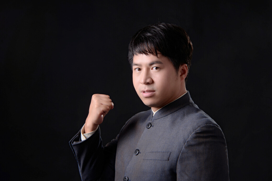  p>王海龙,1978年出生于 a target="_blank" href="/item/江西/215383