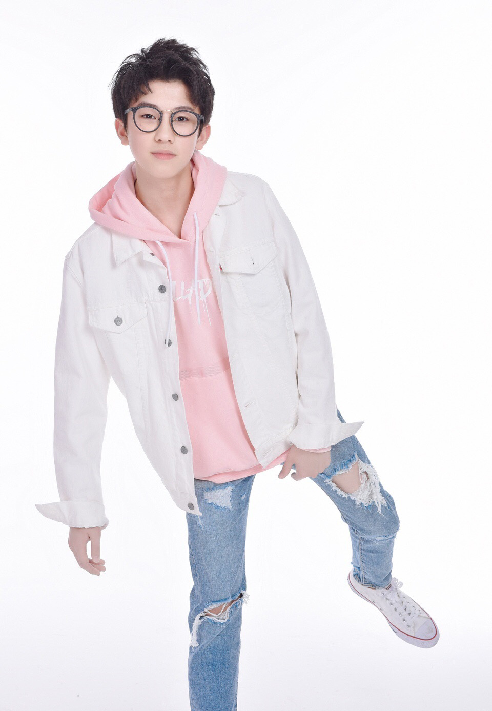  /p> p>2014年加入 a target="_blank" href="/item/tf家族">tf家族 