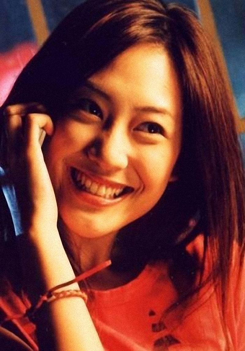  p>应采儿 i>(cherrie ying) /i>,1983年6月20日出生于台湾省台北市