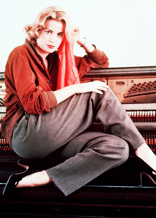  p>格蕾丝·凯利(grace kelly,1929年11月12日―1982年9月14日),出生