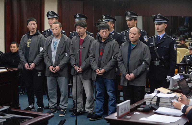  p>2014年8月17日18时许,在北京市顺义区一个工地上,马海有布,吉则阿