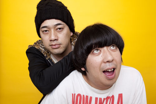 搞笑组合banana man成员,搭档是 a target="_blank" href="/item/日村