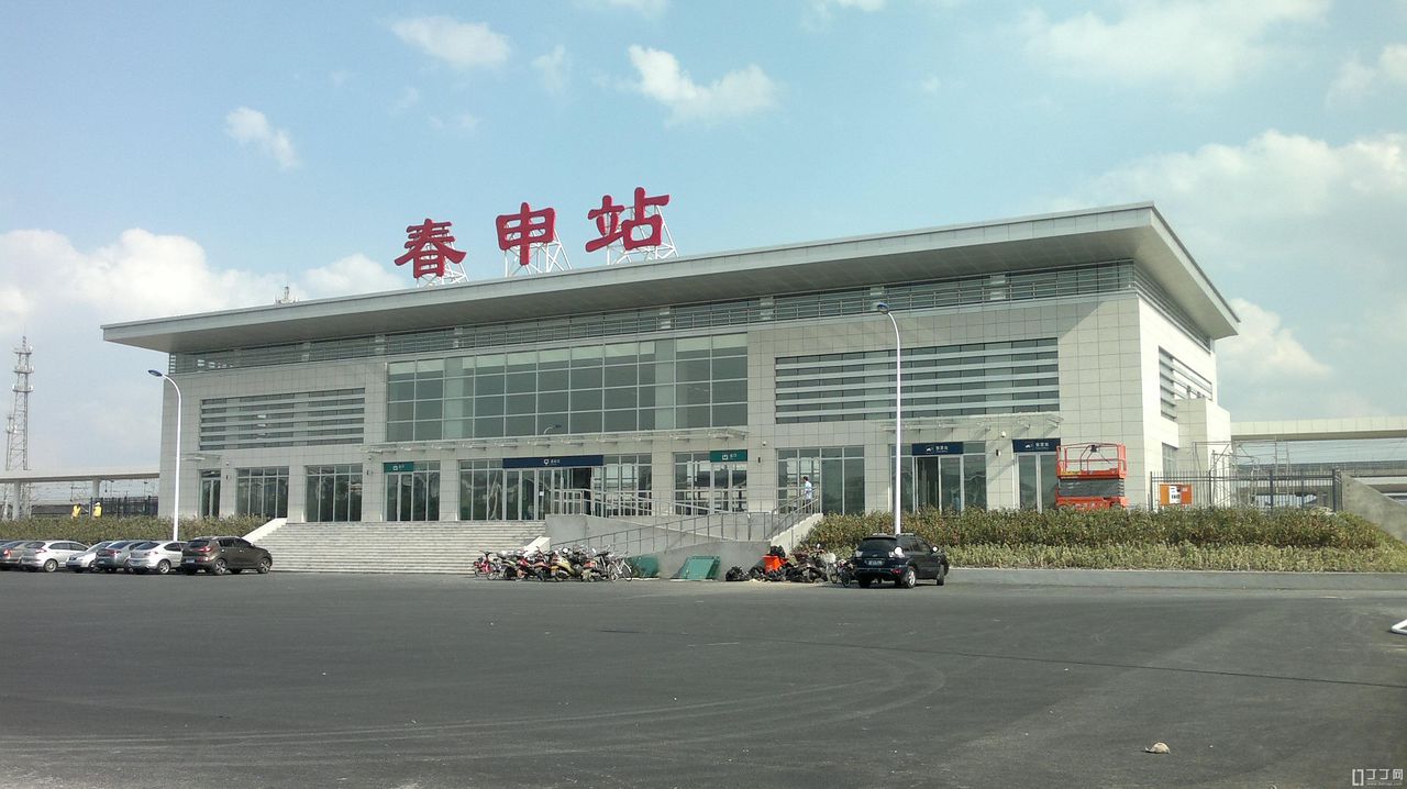 春申站位于 a target="_blank" href="/item/上海">上海 /a>市松江区 