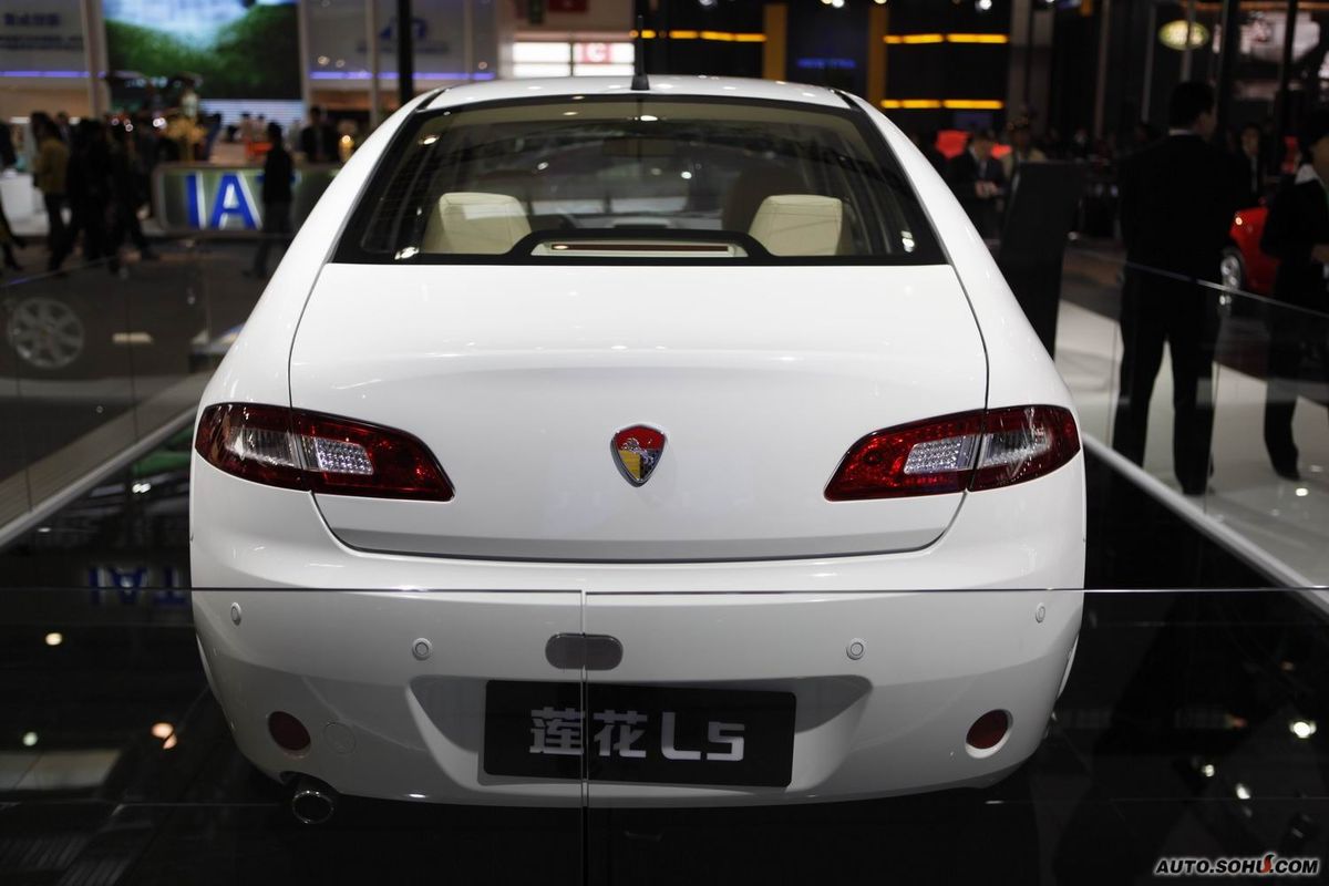 ="2054934">莲花汽车 /a>为了进军中高级轿车市场而开发的首款b级车型