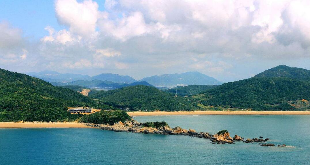  p>六横岛位于 a target="_blank" href="/item/舟山/732327" data