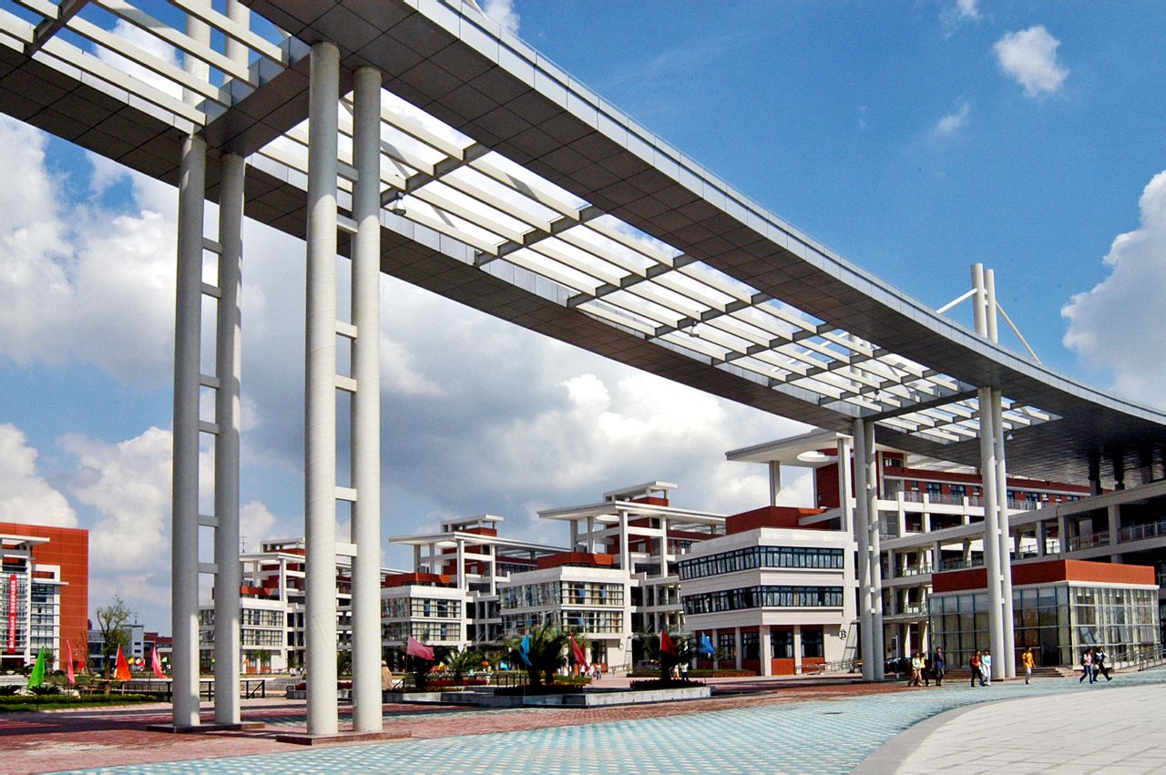 上海市奉贤中学