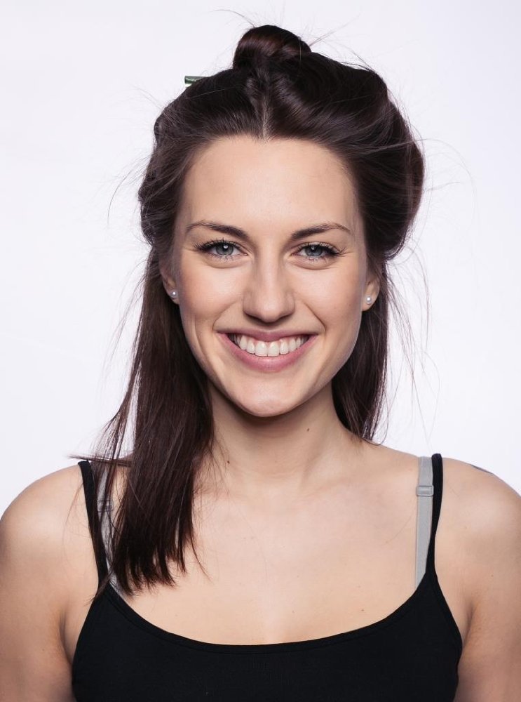  p>娜塔丽亚·吉尔曼妮 i>(natalia germani) /i>,1993年1月27日出生