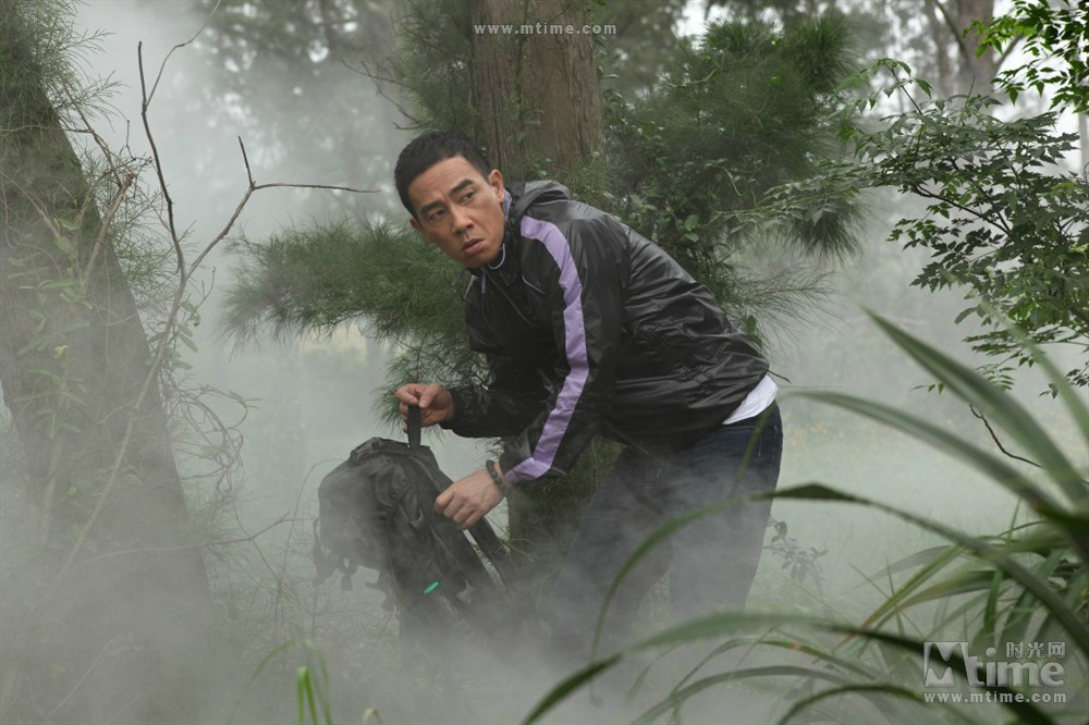  p>《孤岛惊魂》是2011年 a target="_blank" href="/item/钟继昌