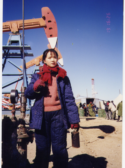  p data-id="gnaqkeiif0">《黄土地蓝土地》是天津电视台出品,由姜申