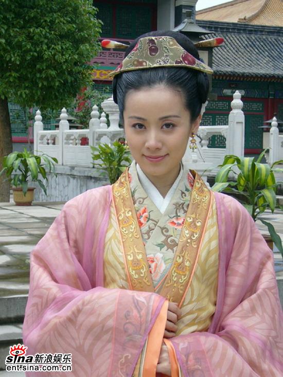  p>席与立,出生于江苏省南京市,毕业于 a target="_blank" href="