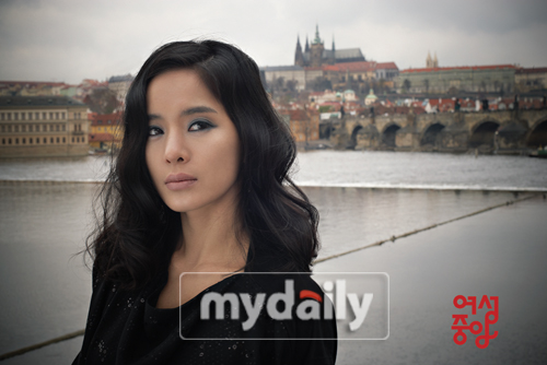  p>郑慧英,出生于1973年12月14日,韩国女演员,毕业于 a target="