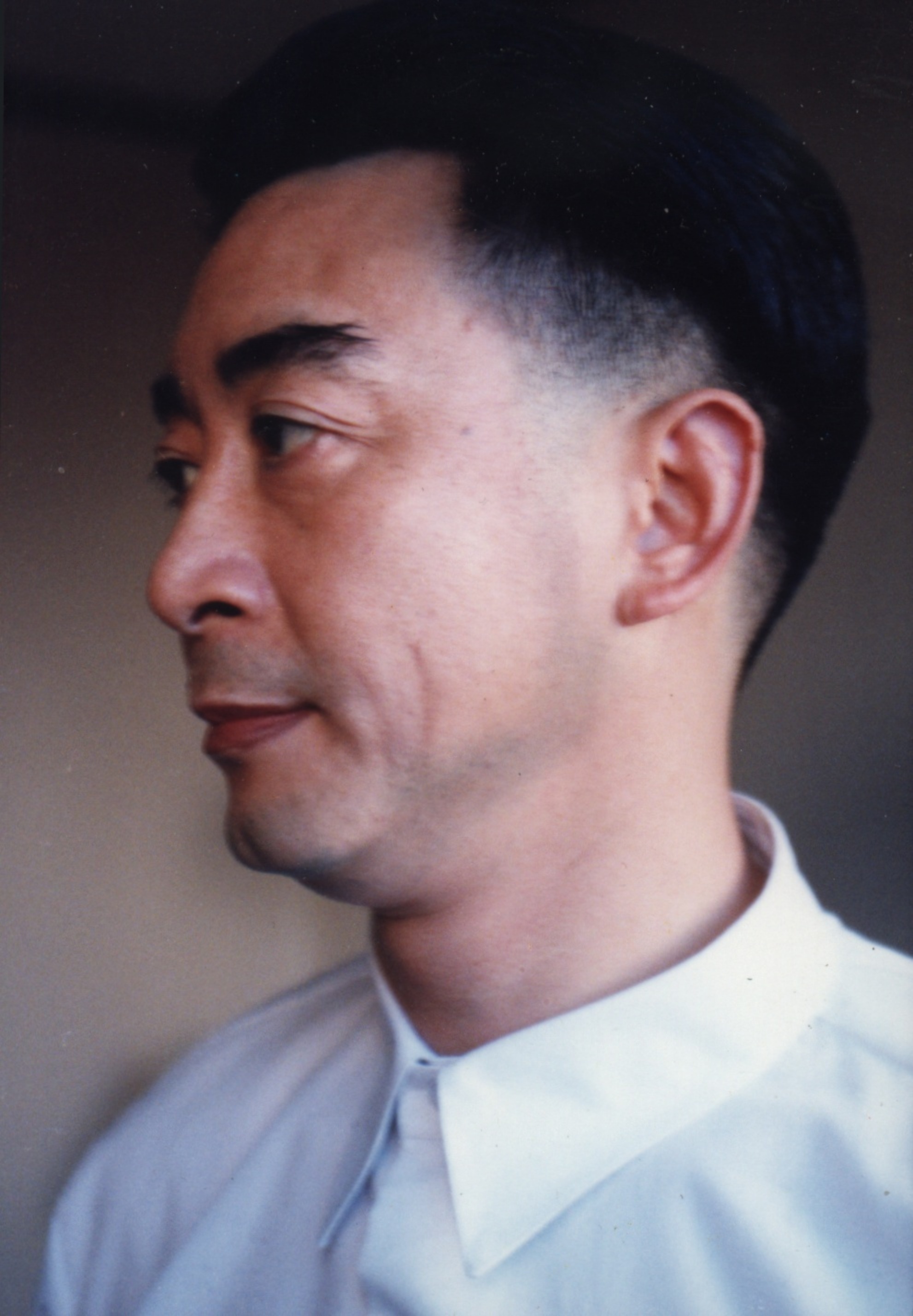 1959年4月12日出生于上海,祖籍浙江绍兴,中国内地戏曲,影视男演员, a