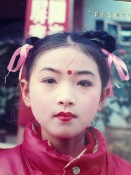 万茜