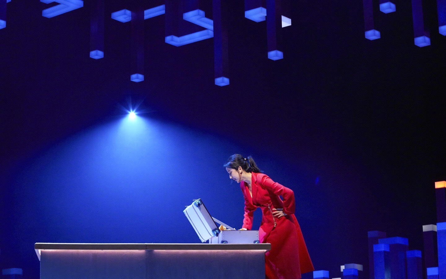  p>娄艺潇(loura),1988年12月27日出生于辽宁省 a target="_blank"