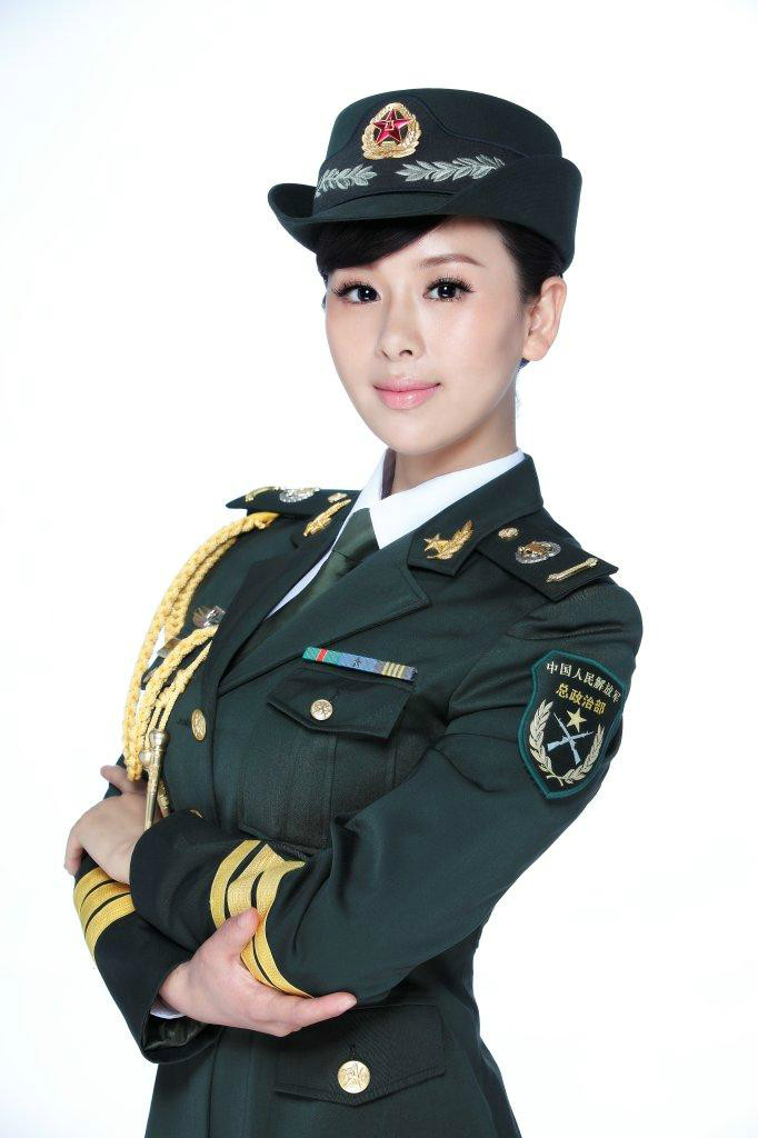  p data-id="gnwxjy7fnt">王雅洁,女,空政文工团优秀青年歌手,出生于