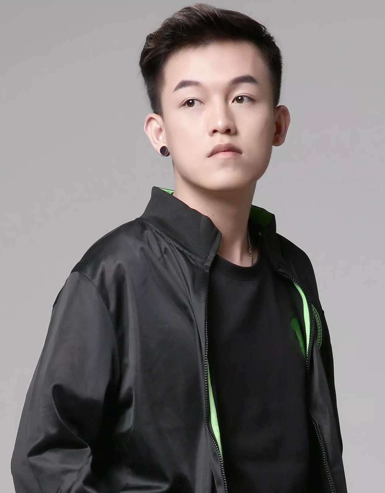 47号gamer,别名马牛牛,湖北武汉人,斗鱼直播绝地求生男主播.