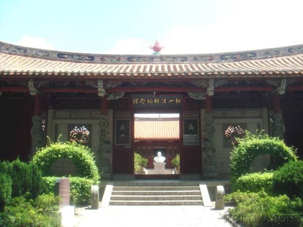  p>虎跑定慧寺,原称大慈定慧禅寺,俗称虎跑寺,位于 a href="#" data