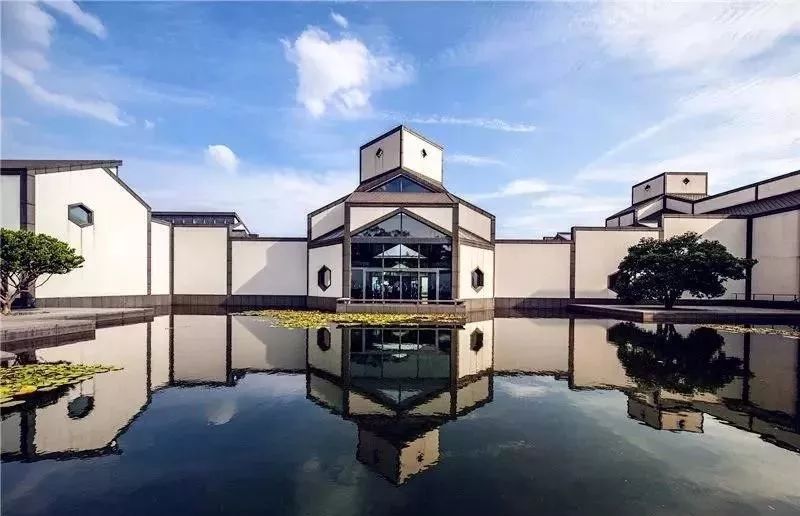 “巴黎的钻石与伤疤”，你所不知道的贝聿铭_百科TA说