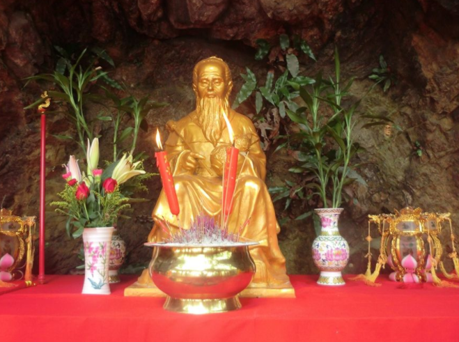  p>郑仙,原名郑安期,又名安期生,北极真人,千岁仙翁.