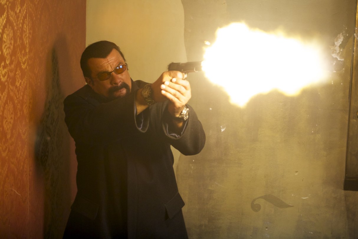  p>史蒂文·西格尔(steven seagal),1952年4月10日出生于美国密歇根州