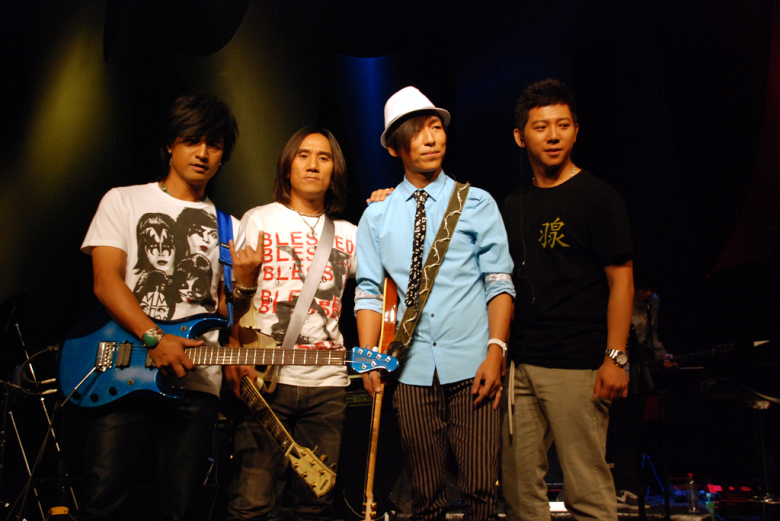  p>动力火车(power station),中国台湾流行摇滚演唱组合,成立于1994年