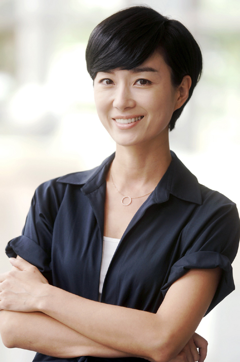  p data-id="gnwfhwqtt8">吴妍秀,1971年10月27日出生于韩国首尔,演员