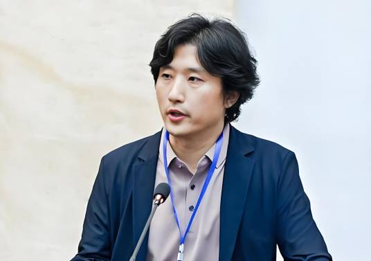 金成（延边大学美术学院副教授，副院长）_百度百科