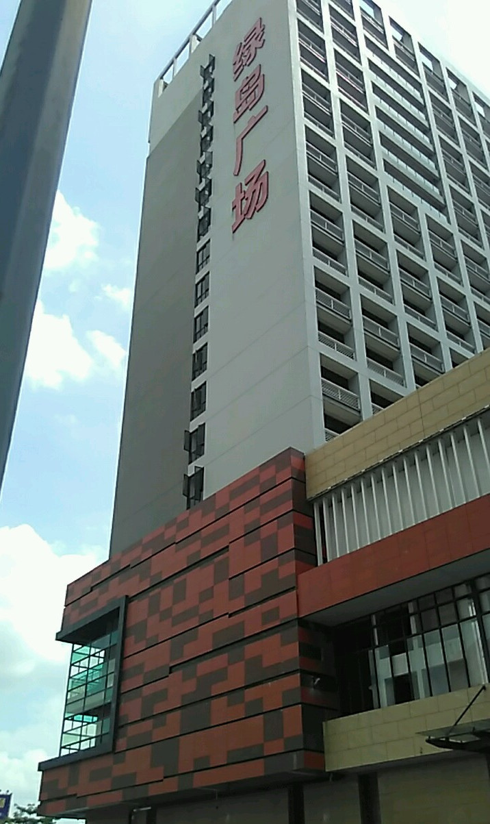  p>绿岛广场位于佛山市禅城南庄,由 a target="_blank" href="/item