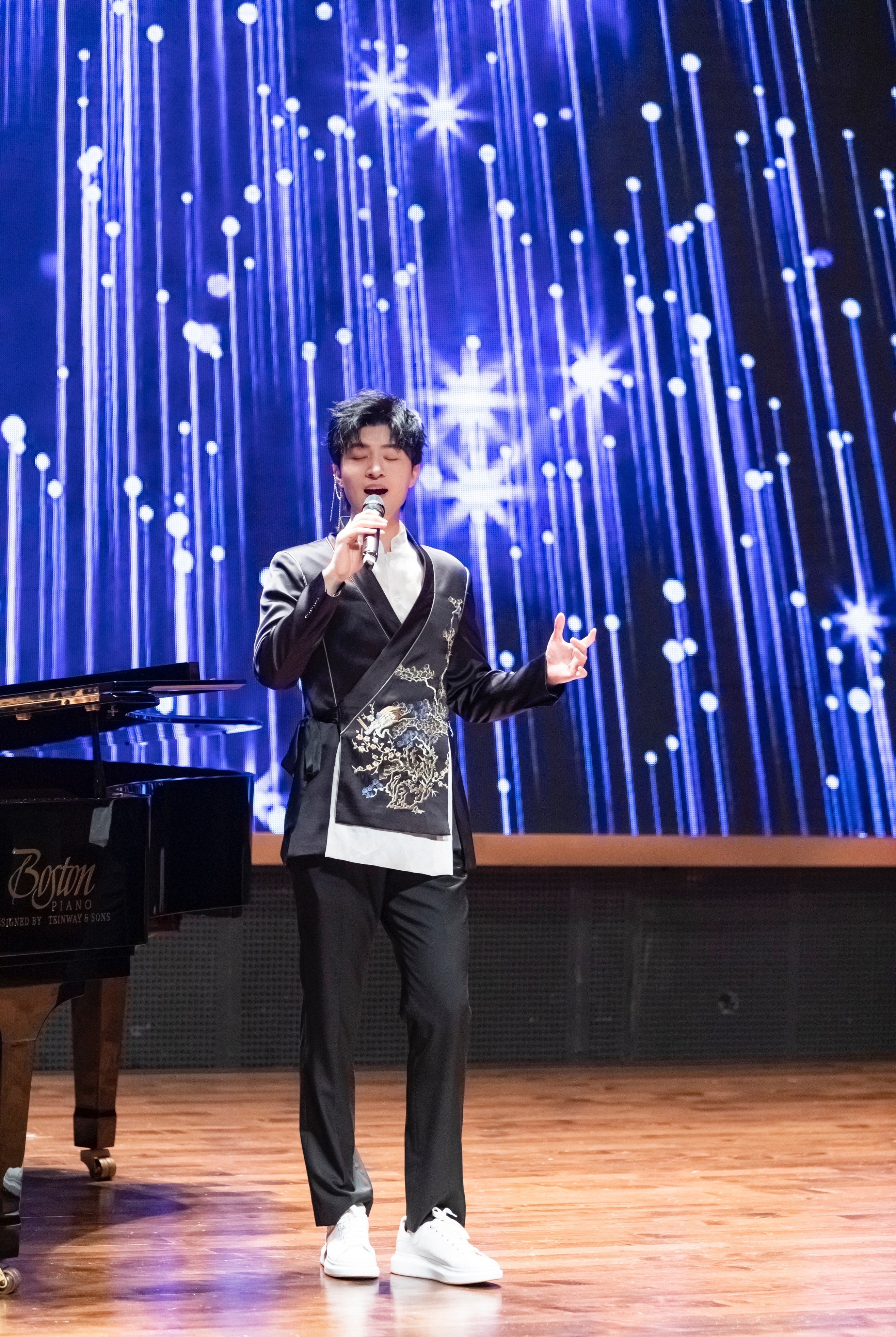  p data-id="gncnnqmg78">袁广泉,1992年10月6日出生于河南省 a