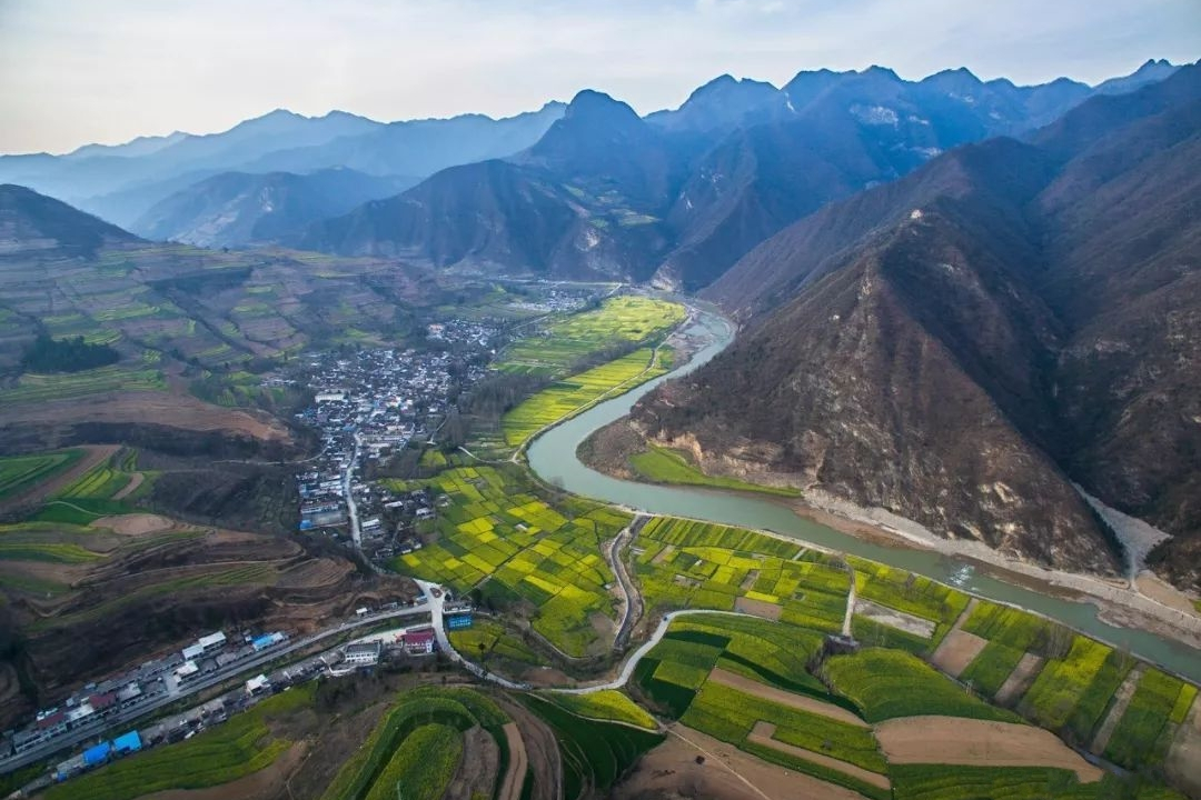 略阳县西淮坝镇,略阳县县城_大山谷图库