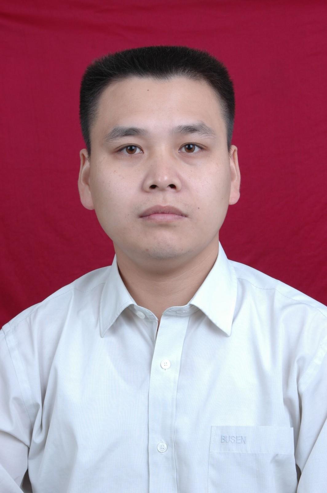  /p> p data-id="say8svnn37xe">现任安庆市大观区委常委,统战部部长