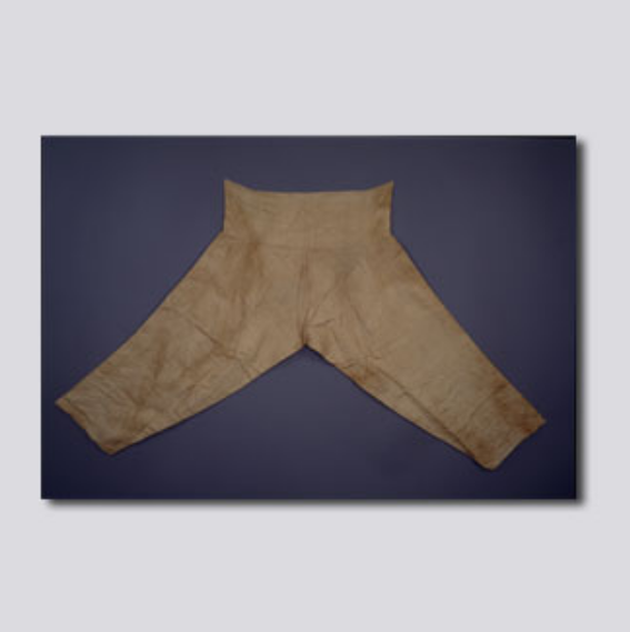 暗八仙团鹤纹绫裤