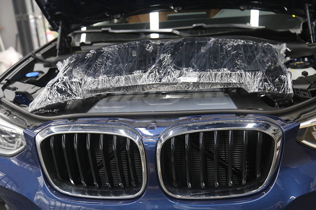 主动闭合式进气格栅