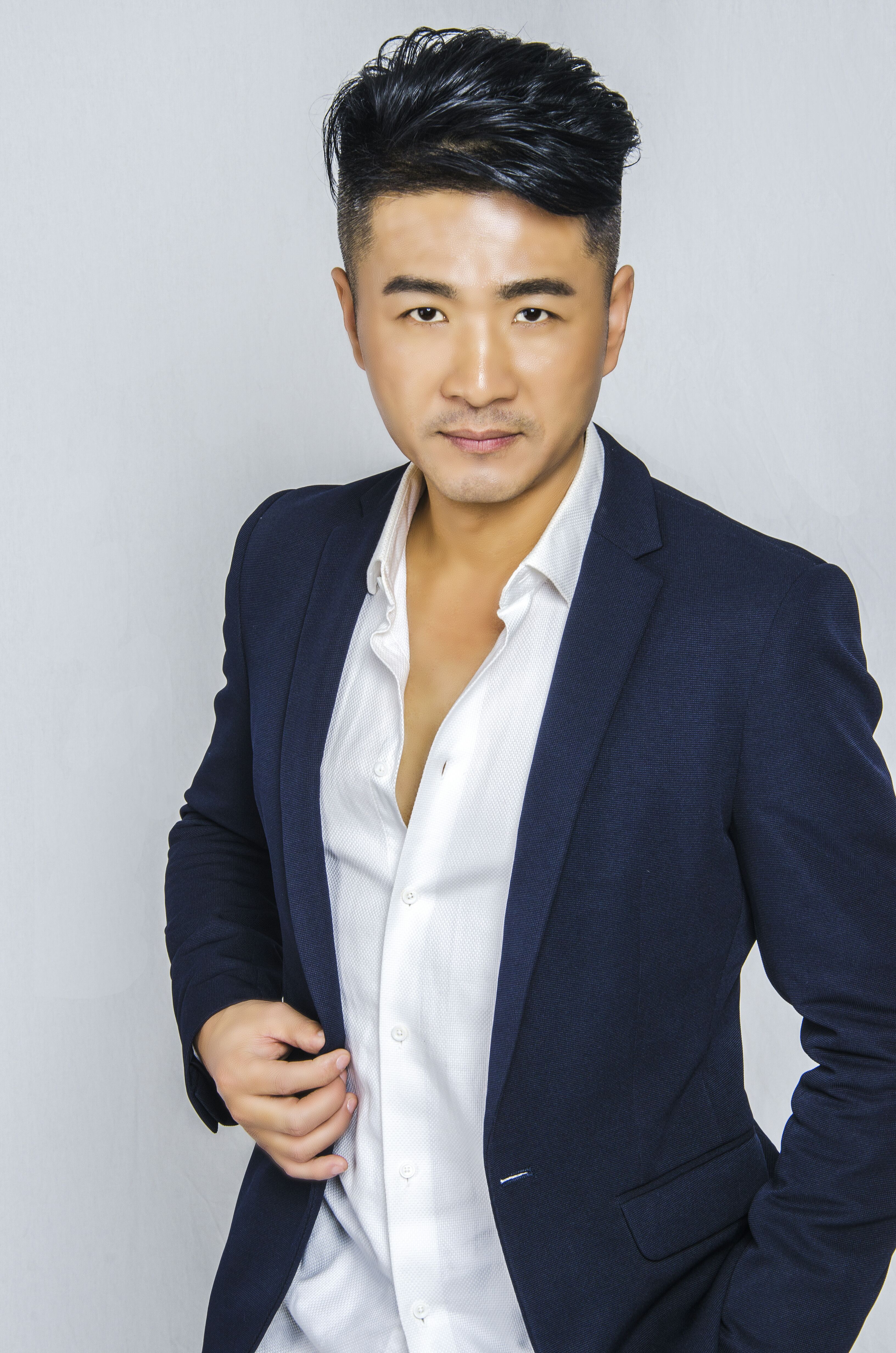  p>宋波:大陆男演员,凭借不俗的演技在当今影视圈占有一席之地,代表作