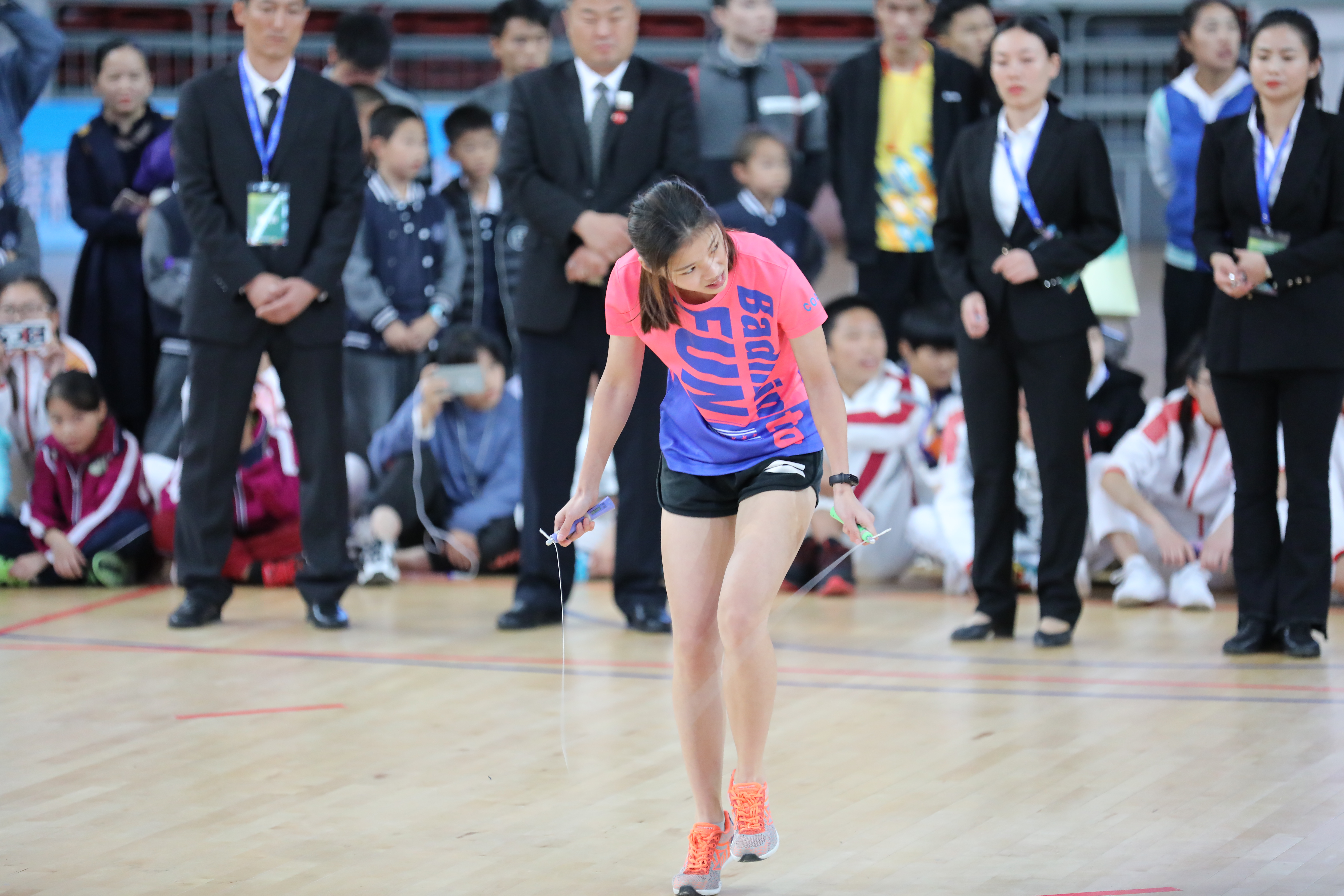  p data-id="gnb3t09wgl">杜婷婷,2018年世界跳绳锦标赛中女子30秒单