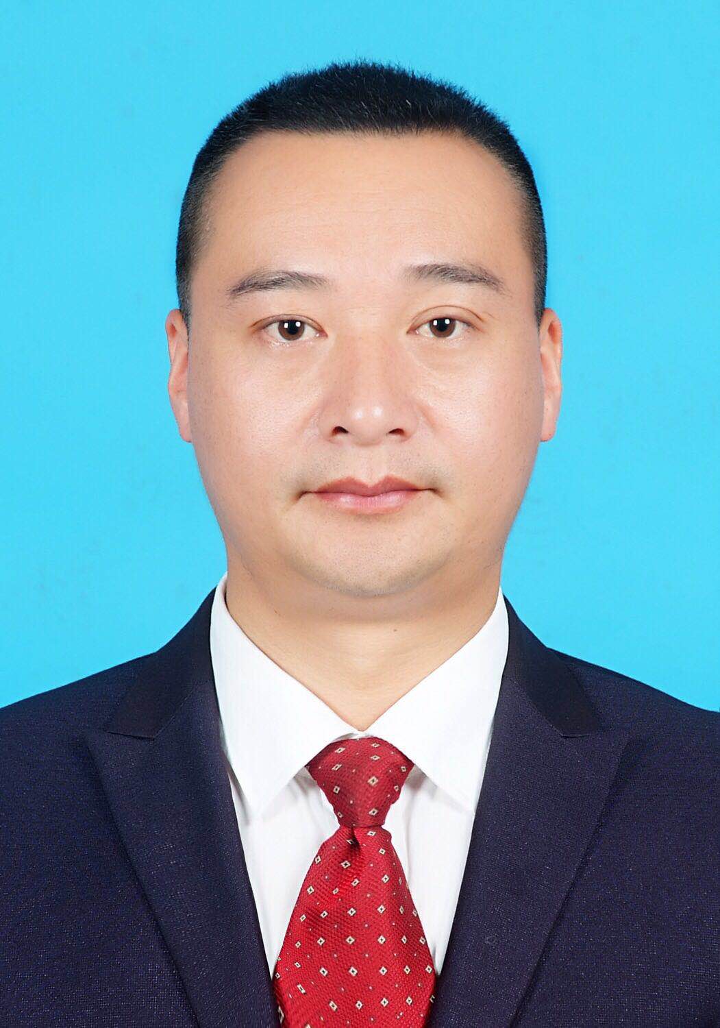  p>杨陈林,现任台州市仙居县溪港乡武装部长 /p>