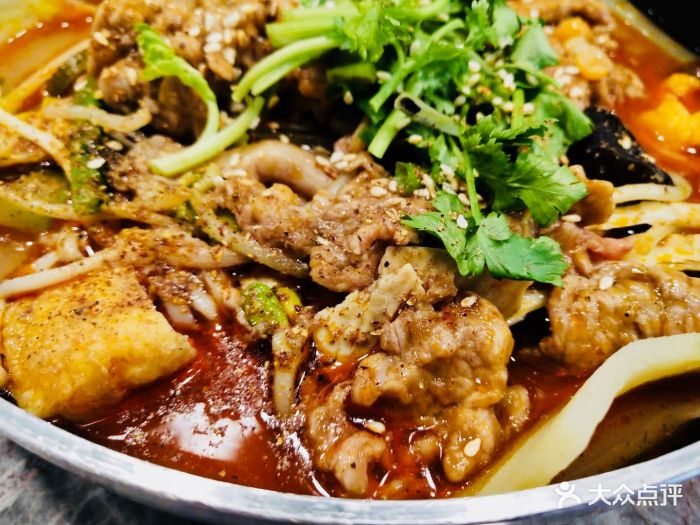 牛肉麻辣烫