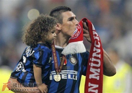 卢西奥出生于 a href="#" data-lemmaid="5256700">巴西首都 /a> a