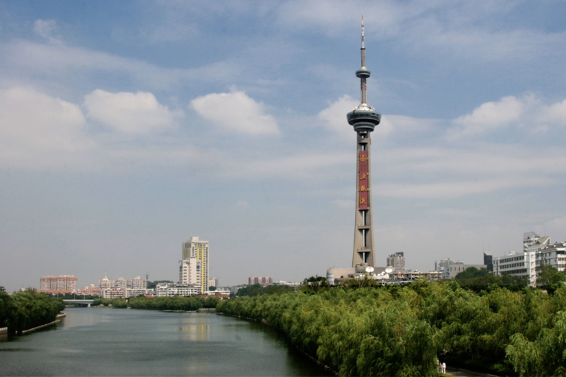  p> a href="#" data-lemmaid="6272634">江苏南京广播电视塔 /a> b>