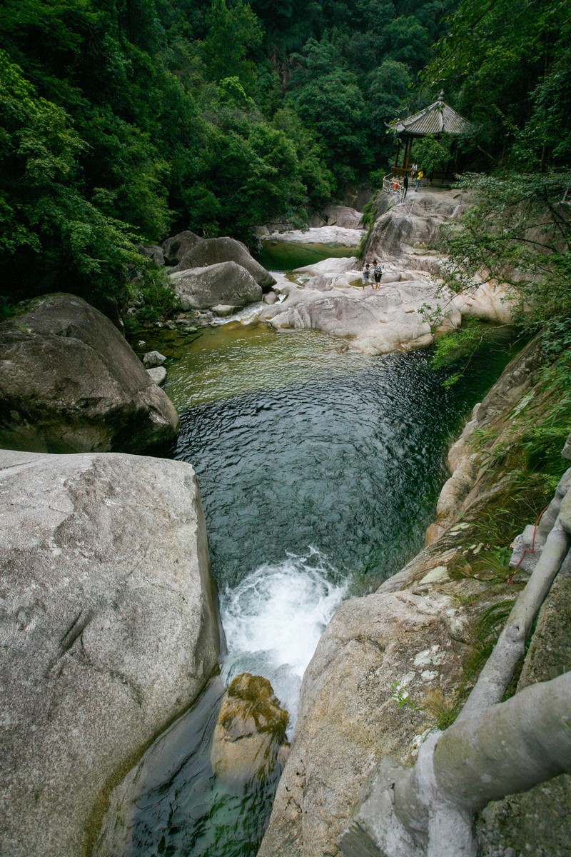 黄岗山大峡谷
