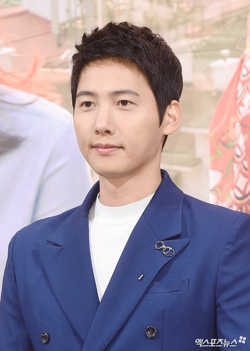  p>李尚禹(         , lee sang woo),1980年2月13日出生于韩国首尔