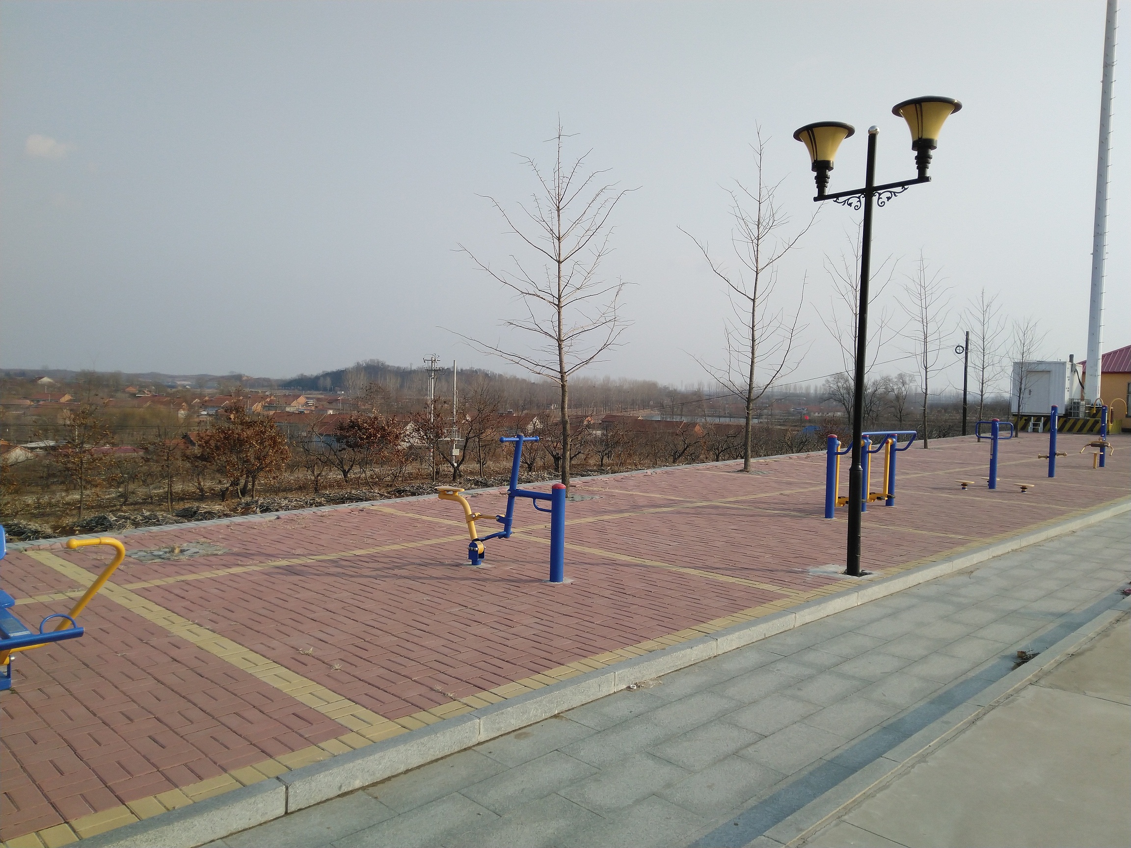 target="_blank" href="/item/东港市">东港市 /a>前阳镇北部,离前阳