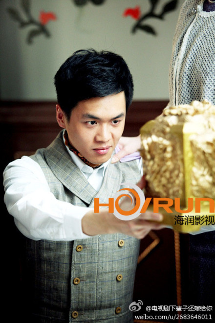 年代命运苦情剧,由 a target="_blank" href="/item/罗灿然/6392944"