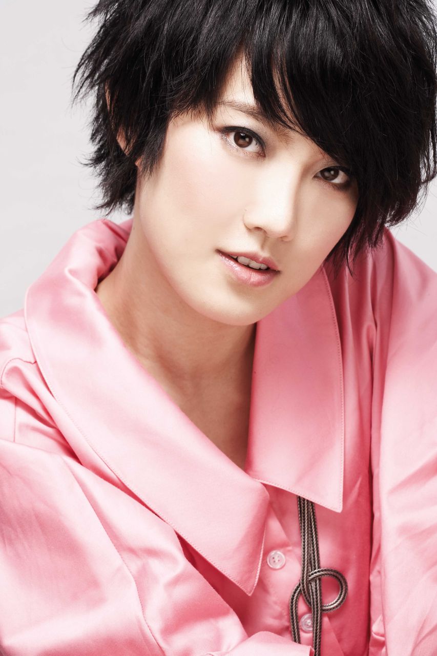  p>刘力扬(jeno liu),1982年10月24日出生于北京市,中国内地流行乐女