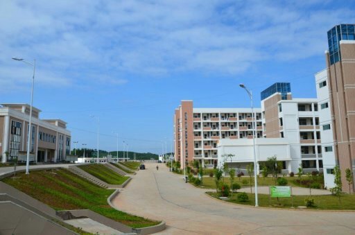 广西壮族自治区示范性普通高中建设标准建设的普通高中,也是北流市