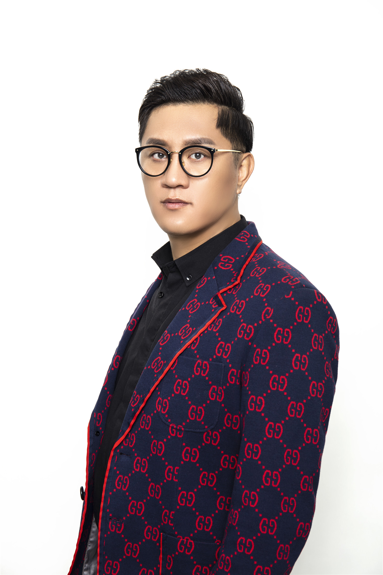  p data-id="gnrve4mmem">大哲,本名张宪哲,中国内地男歌手,音乐创作